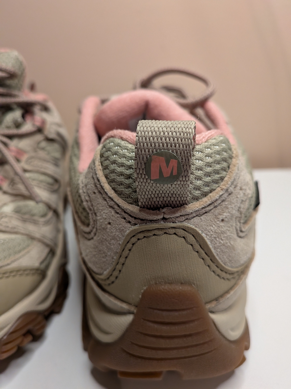 Merrell Moab 3 Waterproof Hiking Shoes Vibram Women’s 6 Beige Pink - Picture 9 of 11